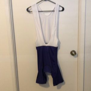 Pretty jersey white and purple size small with gel zone for your bottom.